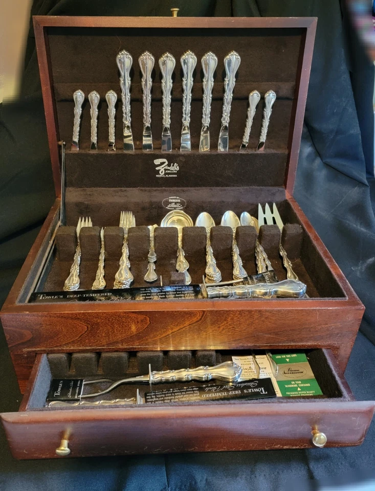 Sterling Silver (.925) 1966 Towle Country Manor 66 Piece Set w/ Mahogany Case - Image 1 of 4