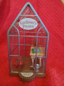 HALLMARK Keepsake 2005 GARDENER'S PARADISE GREENHOUSE Christmas Ornament NEW - Picture 1 of 12