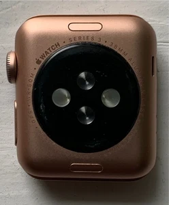 Apple Watch - Series 3 - Rose Gold - 38mm **FOR PARTS/NOT WORKING** - Photo 1 sur 5