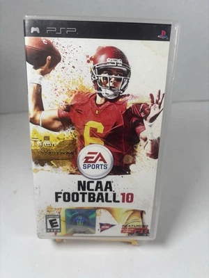 NCAA Football 10 (2009) para Sony PSP UMD Juego con Estuche - Probado Funcionando Foto 1 de 4