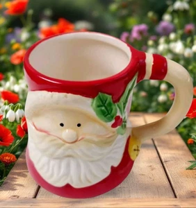 Vintage Santa Claus Design Christmas Mug Cup Santa Face Mug - Picture 1 of 3