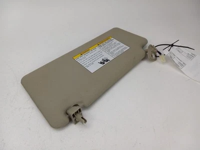 Nissan Rogue 2011-2015 lado del pasajero derecho parasol iluminación gris Foto 1 de 3