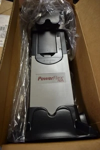Allen Bradley PowerFlex 753 AC Drive 20F11ND011AA0NNNNN / Serie A - Imagen 1 de 3