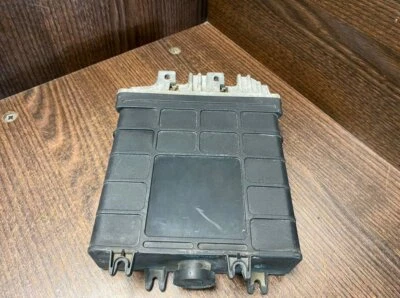 Centralina Motore VW GOLF III (08.91-07.98) 028906021, 0281001170, 0281001171 - Immagine 1 di 4