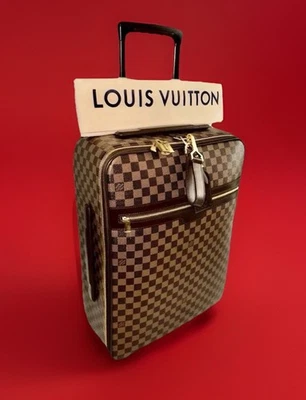 路易威登 Pegase Legere Damier Ebene 行李箱包 + Coa 服装和防尘袋 A+ — 第 1/4 张图片