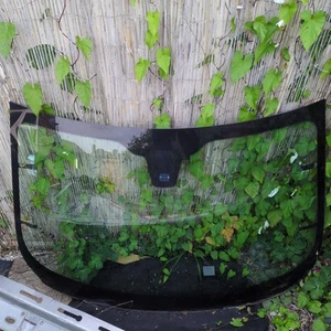 JAGUAR XF X250 HEATED WINDSCREEN WINDSHIELD GLASS FRONT 2011 - 2015 - Picture 1 of 6