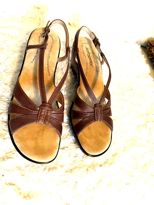 NEW Soft Spots Sandals Women's  10M  Slingback T-Strap Wedge  BROWN  Leather - Image 1 of 4