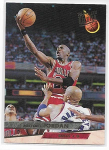 Michael Jordan 1993 1993-1994 Ultra Card #30 - Picture 1 of 1