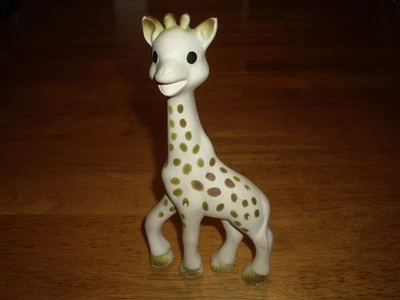 Juguete chirrido mordedor de goma natural T14 SLG Sophie The Giraffe Foto 1 de 3
