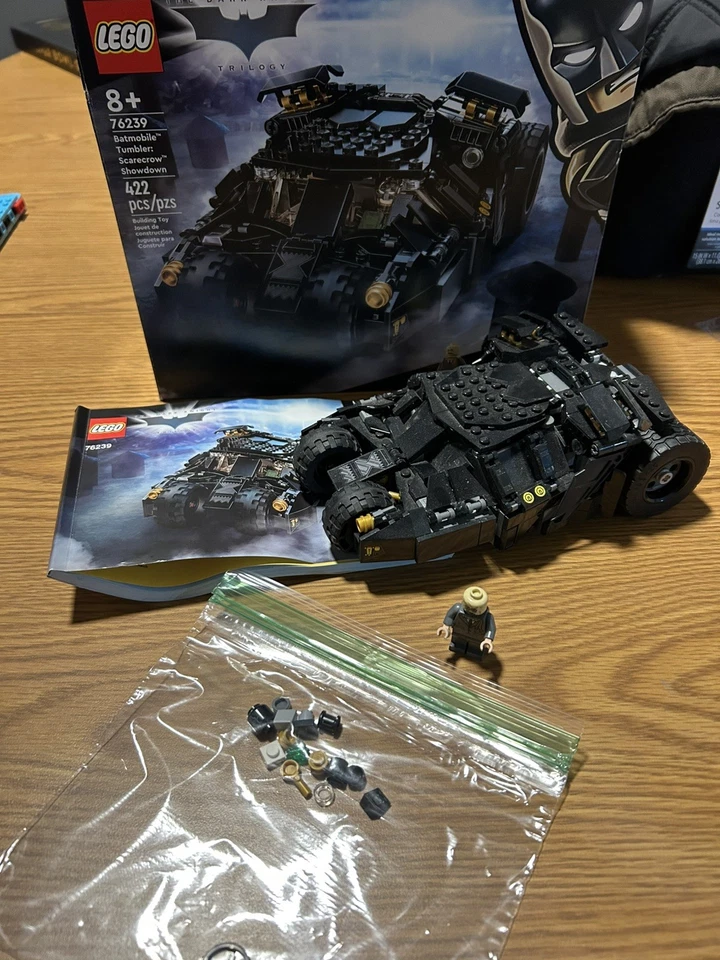 LEGO Batman (76239) Batmobile Tumbler Scarecrow Showdown Set [100% Complete] - Image 1 of 1
