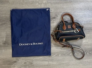 Dooney & Bourke Pebbled Grain Domed Satchel Black And Brown Leather Hand Bag - Bild 1 von 17