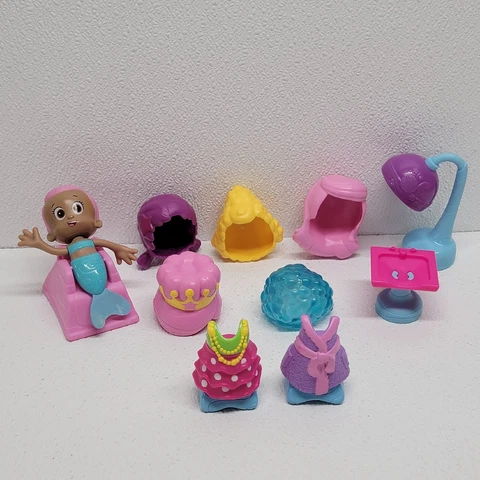 Bubble Guppies Snap & Dress Hair Salon Molly Figure and Accessories Cover