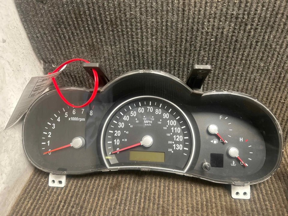 Fits 2006-2007 Kia Sedona Speedometer (miles n/a) OEM:940014D320 Foto 1 de 4