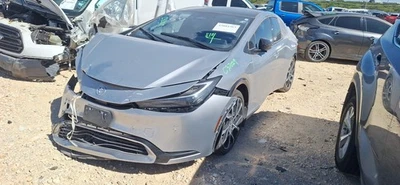 Toyota Prius 2024 transmisión OEM 6 k millas (LKQ ~ 439580397) Foto 1 de 4