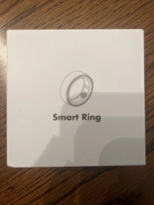 Anillo inteligente gris talla 9 con estuche/cable de carga funciona bien tiene un rasguño Foto 1 de 4