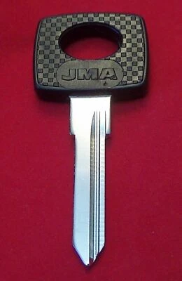 MB18P MERCEDES BENZ llave maestra en blanco 1969-1979 250 280 350 450 SL SEL SE SEL SEC Foto 1 de 4