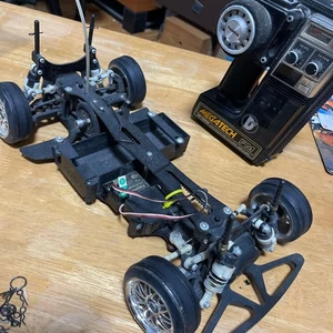 Yokomo YR-4 Special - Picture 1 of 7