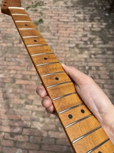 Mástil de guitarra eléctrica de arce tostado mate de acero inoxidable 22 trastes - Imagen 1 de 8