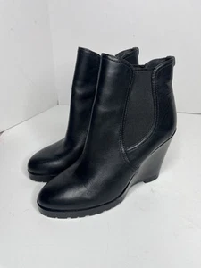 EUC MICHAEL Michael Kors Wedge Slip On Wedge Heel Booties Black Size 9.5M - Picture 1 of 5