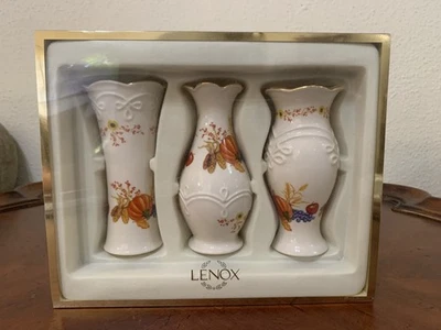 Juego de 3 jarrones de porcelana Lenox Pumpkin Bud de 5" nuevos en caja Foto 1 de 4