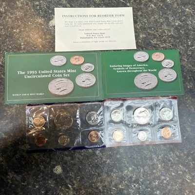 1993 US Mint 10 Coin Uncirculated Set Complete Philadelphia & Denver OGP & COA - Image 1 of 4