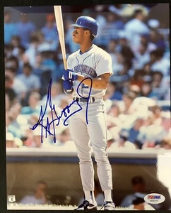 Ken Griffey Jr Signed Photo 8x10 Baseball Mariners Reds Autograph HOF PSA/DNA - Picture 1 of 3