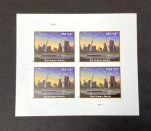 U.S. Express Mail Stamps #5157 Gateway Arch 2017 Pane Of Four $23.75 Mint NH - Picture 1 of 2