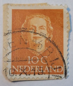 Netherlands Postage ~ Queen Juliana ~ Orang 10₵ Stamp ~Cancelled ~ 1949 ~ 17 - Picture 1 of 6