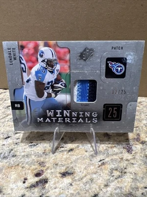 2009 SPx - Winning Materials PATCH /25 LenDale White Tennessee Titans 3 COLOR - Image 1 of 4