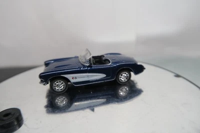 Chevrolet Corvette 1957 escala 1/87 Malibu HO ¡EN AZUL! ¡EXCELENTE A CASI NUEVO SUELTO! Foto 1 de 4