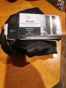 Mainstays Verdunkelung energieeffiziente Ösenvorhang Panel - schwarz - Bild 1 von 3