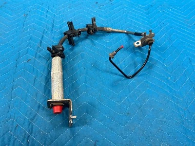 Tubo de freno lateral del pasajero delantero RAM 2500 2015 OEM Foto 1 de 4