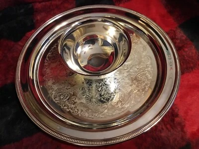Vintage 1989 Oneida Jefferson Chip and Dip Server 12.5" Silverplate with Box - Image 1 of 4
