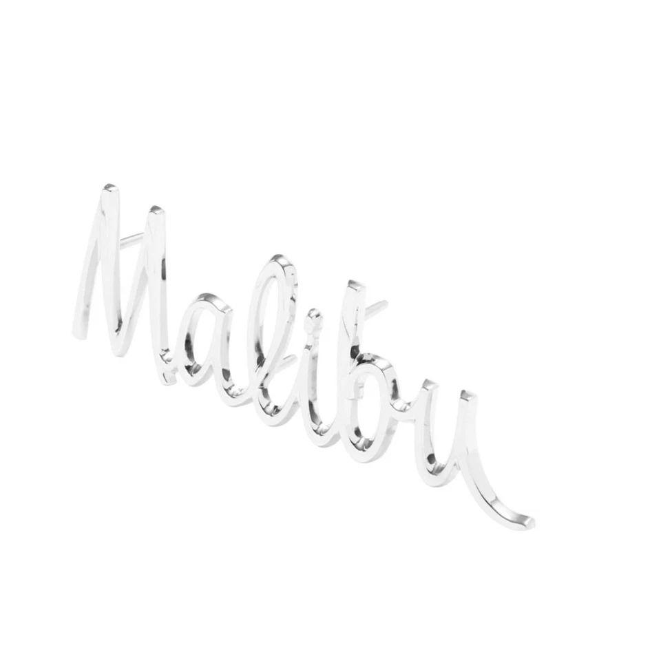 Piezas de moldura 4530 1968 para emblema de guardabarros delantero Chevrolet Chevelle Foto 1 de 4