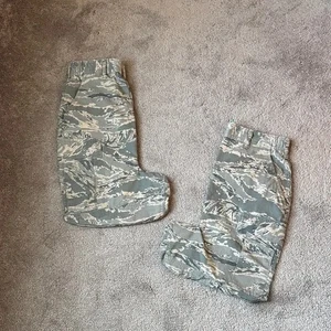 Handgefertigtes Armee Camouflage zweiteiliges Weihnachtsfeiertag Strumpf Set - Bild 1 von 10