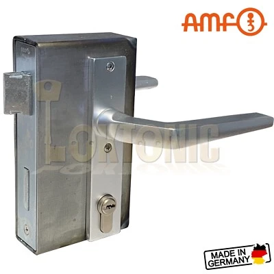 AMF Heavy Duty Wrought Iron Cased Gate Sash Lock Kit with 5 Security Dimple Keys - Image 1 of 4