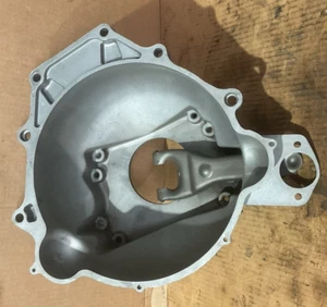 T5 CAMARO FIREBIRD V6 2.8 & 3.1 BORG WARNER, BELL HOUSING, HYD CLUTCH  14075715  - Picture 1 of 9