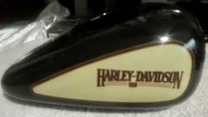 Harley Davidson / Essbare Gestecke Motorrad Benzintank Blumenvase - Bild 1 von 5