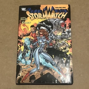 Stormwatch #1 (DC Comics June 2012) - Picture 1 of 2