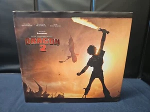 The Art of How to Train Your Dragon 2 Hardcover Book  - Bild 1 von 7
