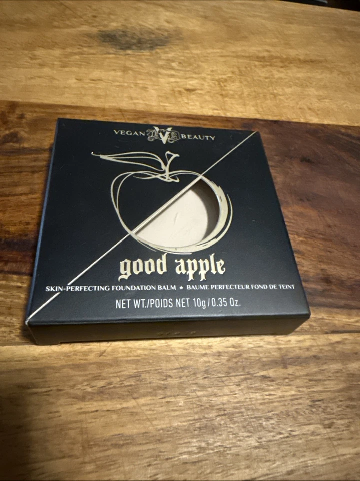 Base de maquillaje perfeccionadora de la piel de manzana Kat Von D Good Light 002 nueva en caja Foto 1 de 1