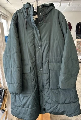 Ava & Viv NWT Women's Green Oversized Long Puffer Coat w/ hood  4X - Image 1 of 4
