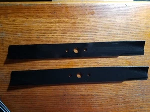 SIMPLICITY 1657589 SET OF 2 BLADES **GENUINE, NEW OLD STOCK** - Picture 1 of 2