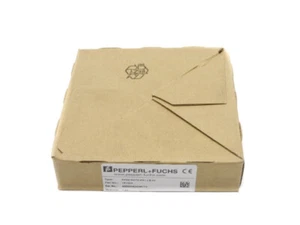 PEPPERL+FUCHS KFD2-SOT2-EX1.LB.IO 181004 NSFS - Picture 1 of 4