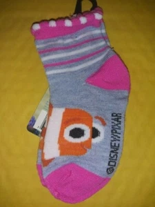 Girls'' Single Socks Shoe size 5.5-8.5 Finding Dory- With Nemo type fish - Picture 1 of 1