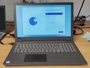 LENOVO V130-15IKB I5-8250U 4 GB RAM 240 GB SSD WIN 11 PRO - Afbeelding 1 van 7