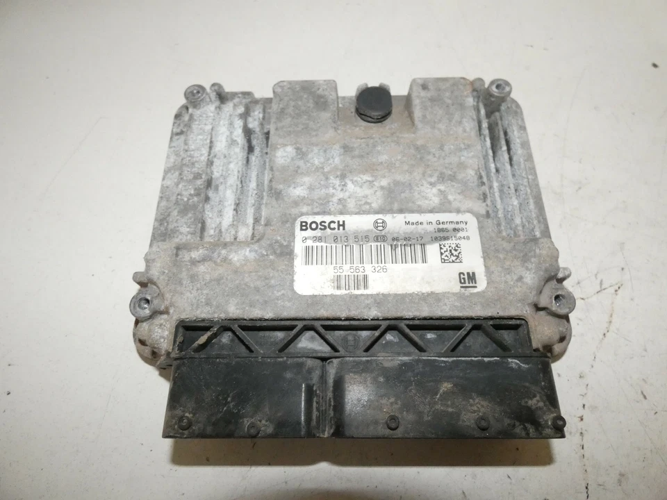 Centralina motore combinata Saab 9-3 anno 2006 1.9 TDI 110 KW 55563326 - Immagine 1 di 1