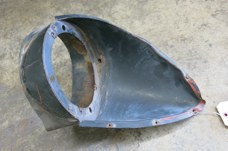 Cucharón de faros izquierdo Jaguar XKE E-type Foto 1 de 4