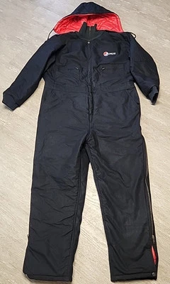 Macacão de neve masculino antigo Aramark SteelGuard isolado XL 65” uma peça preto logotipo Pepsi - Imagem 1 de 4