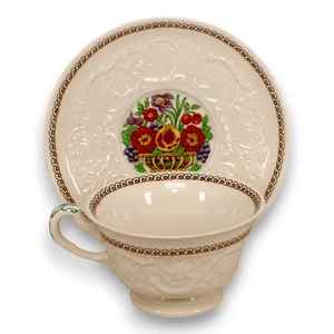 Wedgwood Windermere Multicolor Patrician Footed Tea Cup and Saucer Set - Picture 1 of 5